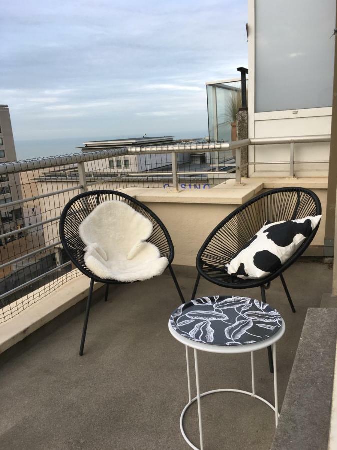 Appartement Fr Gilkens Ostende Екстериор снимка